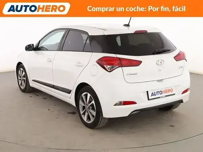 Usado Hyundai i20 Active 100 CV (73 kW) 2017 Blanco Berlina