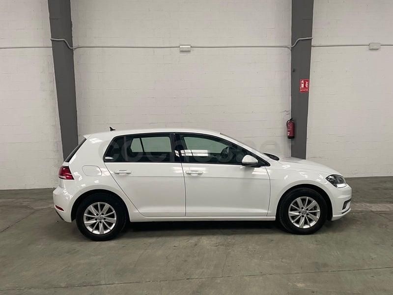 Usado VW Golf VII Edition 115 CV (84 kW) 2020 Blanco Berlina