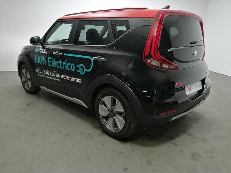 Usado Kia Soul EV 150 kW (204 CV) 2020 Negro SUV