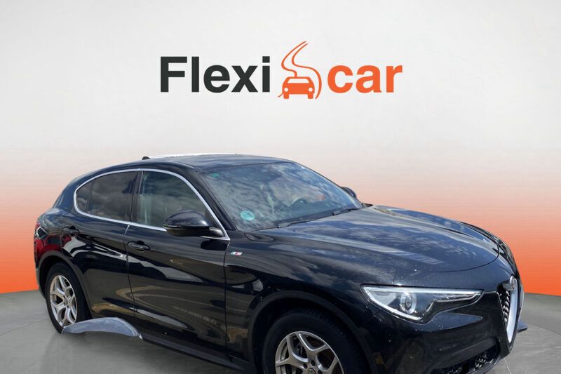 Blanco Usado 2019 Alfa Romeo Stelvio Super SUV | 23.190 € (Precio justo) - Imagen 1/4