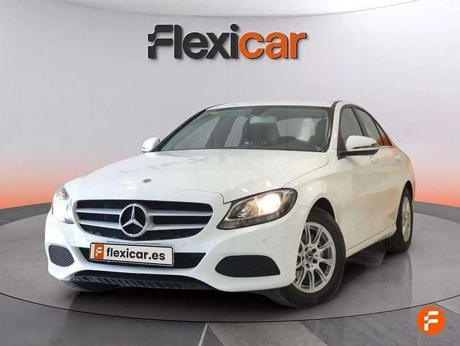 Usado Mercedes C180 116 CV (85 kW) 2017 Blanco Berlina