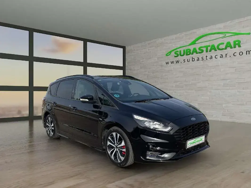 Usado Ford S-MAX ST-Line 190 CV (139 kW) 2021 Negro Monovolumen