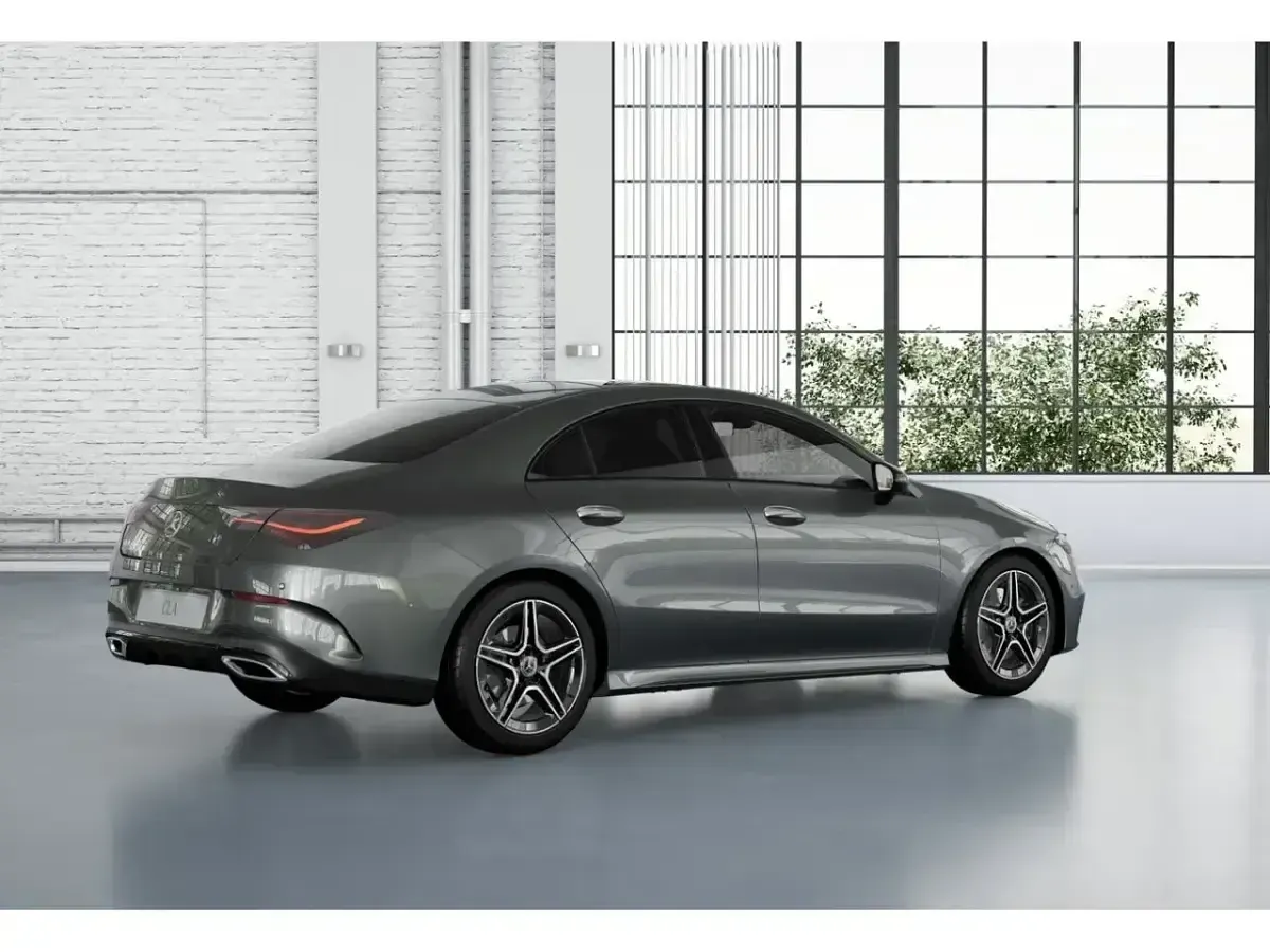 Nuevo Mercedes CLA200 163 CV (119 kW) 2026 Gris Berlina