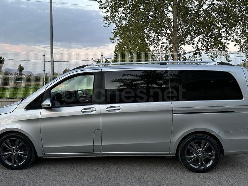 Usado Mercedes V250 Exclusive 190 CV (139 kW) 2019 Gris / plata Monovolumen