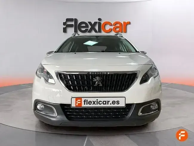 Usado Peugeot 2008 Style 82 CV (60 kW) 2018 Blanco SUV