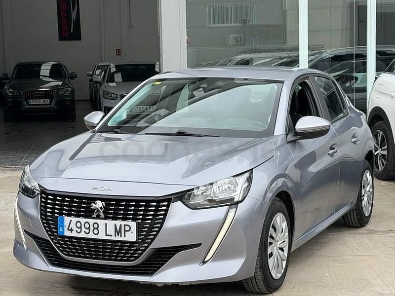 Usado Peugeot 2008 Active 110 CV (80 kW) 2022 Gris / plata SUV
