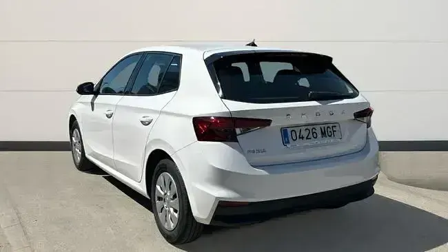 Usado Skoda Fabia Active 80 CV (58 kW) 2023 Blanco Utilitario