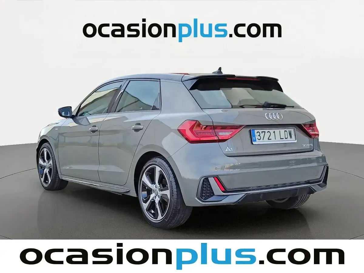 Usado Audi A1 S-Line 116 CV (85 kW) 2020 Gris SUV