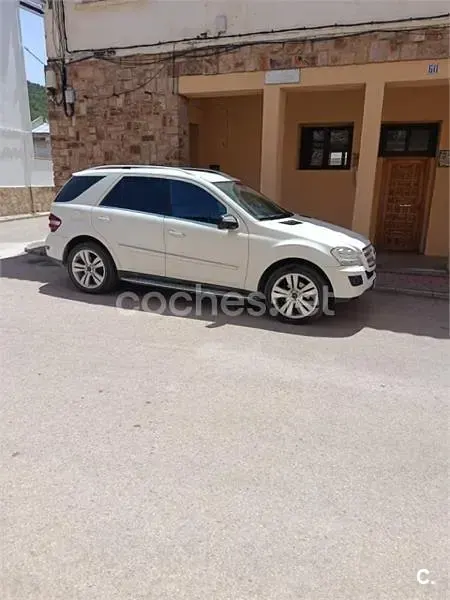 Usado Mercedes ML350 224 CV (164 kW) 2009 Blanco SUV