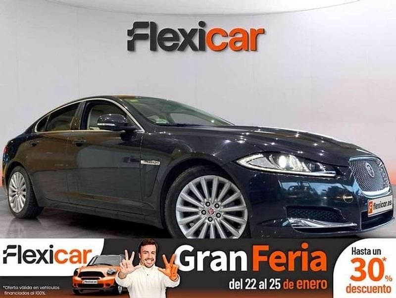 Negro Usado 2015 Jaguar XF R-Sport Berlina | 14.490 € (Precio justo) - Imagen 1/4