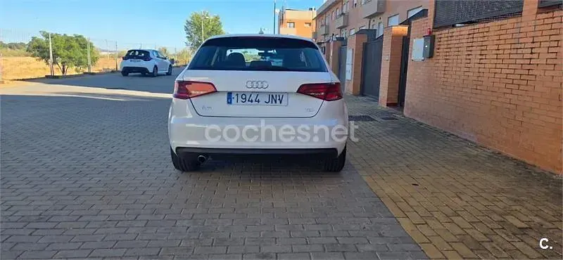 Usado Audi A3 Sport 110 CV (80 kW) 2016 Blanco Berlina