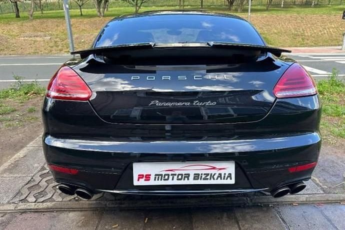 Usado Porsche Panamera Turbo Executive 519 CV (381 kW) 2015 Berlina