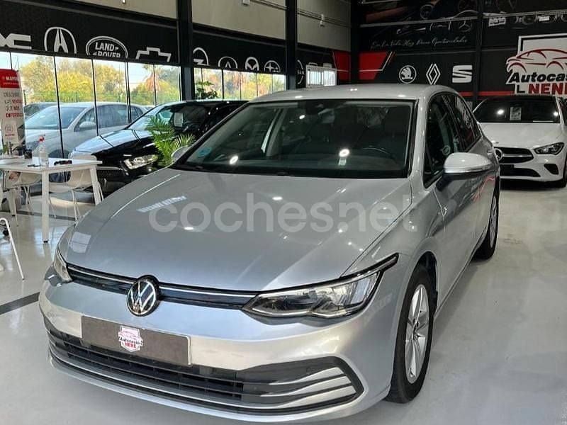 Usado VW Golf VIII 115 CV (84 kW) 2021 Gris / plata Berlina