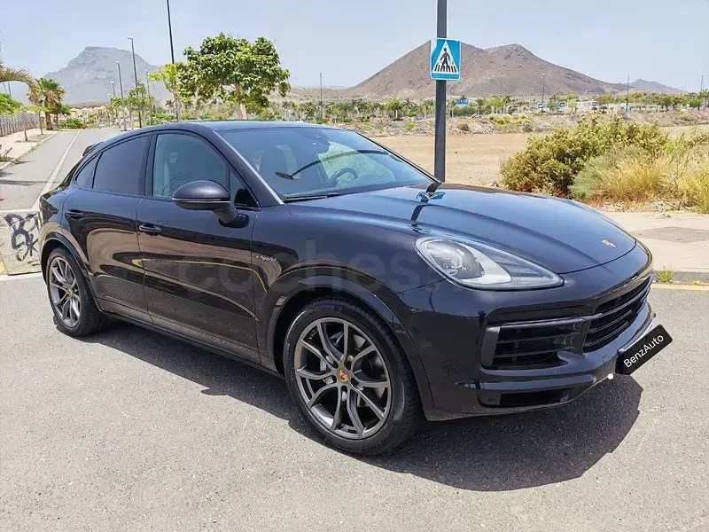 Usado Porsche Cayenne 462 CV (339 kW) 2021 Negro SUV