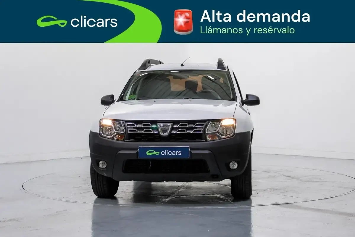 Usado Dacia Duster Ambiance 125 CV (91 kW) 2016 Blanco SUV