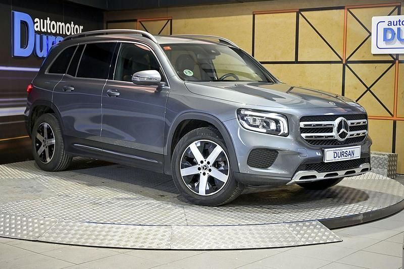 Usado Mercedes GLB220 190 CV (139 kW) 2021 Gris SUV