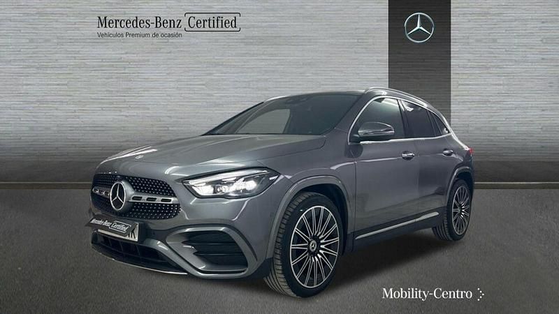 Gris montaña Usado 2024 Mercedes GLA220 AMG line SUV | 46.900 € (Precio justo) - Imagen 1/4