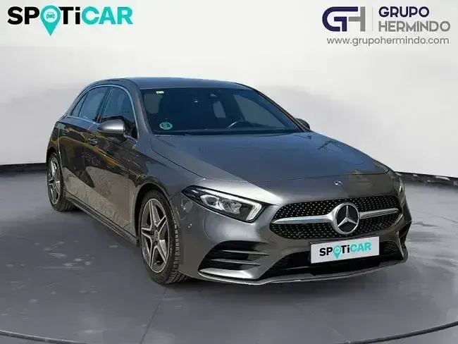 Usado Mercedes A200 AMG 163 CV (119 kW) 2019 Gris