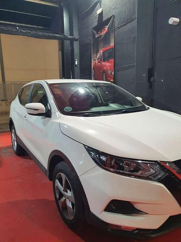 Usado Nissan Qashqai Acenta 139 CV (102 kW) 2021 Blanco SUV