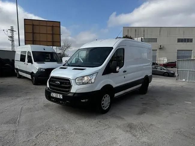 Usado Ford Transit 131 HP (96 kW) 2021 Branco Sedan