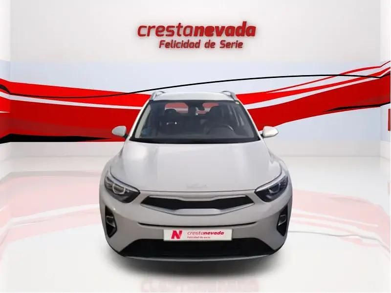 Usado Kia Stonic 100 CV (73 kW) 2022 SUV