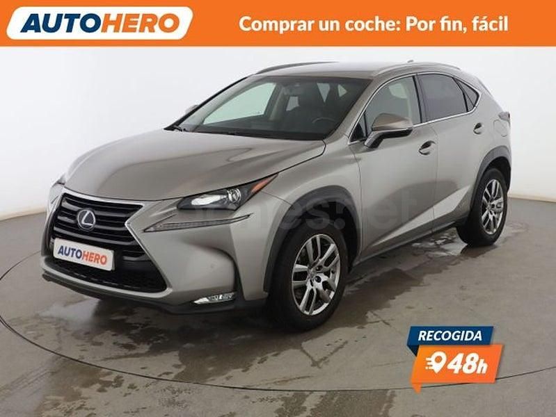 Usado Lexus NX300h Executive Line 197 CV (144 kW) 2017 Gris / plata SUV