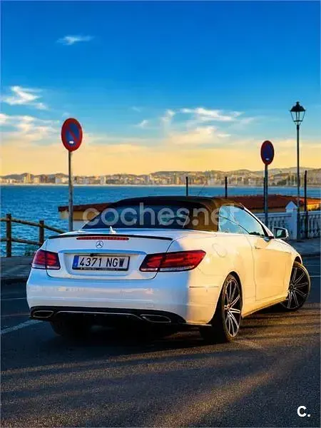 Usado Mercedes E220 170 CV (125 kW) 2014 Blanco Descapotable