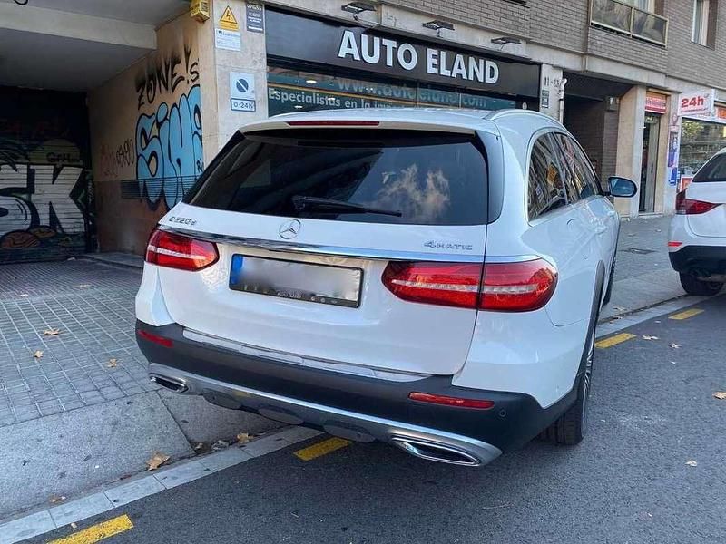Blanco Usado 2018 Mercedes E220 Familiar | 36.050 € (Un poco caro) - Imagen 1/4