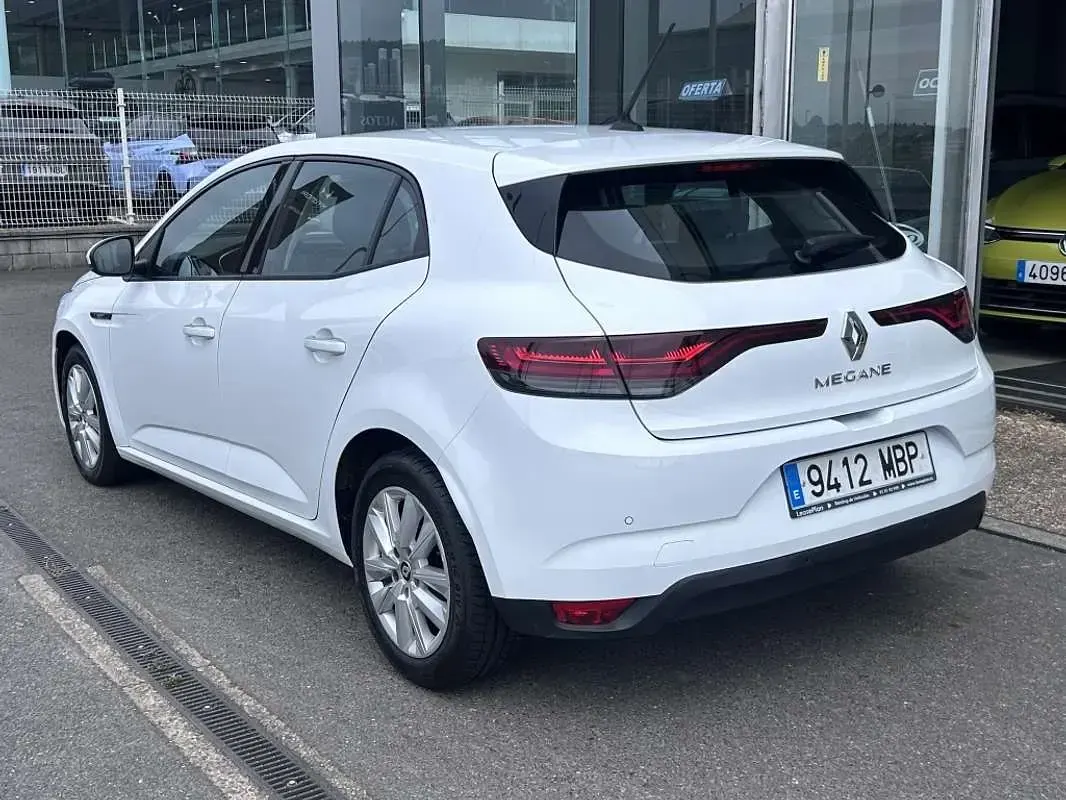 Usado Renault Mégane Equilibre 116 CV (85 kW) 2022 Blanco Utilitario