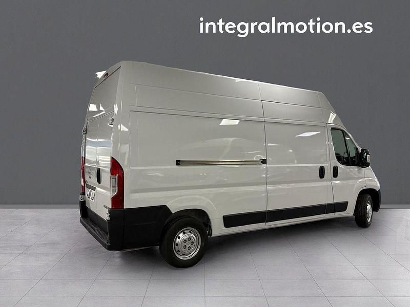 Usado Opel Movano 140 CV (102 kW) 2022 Blanco Van