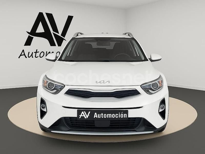 Blanco Usado 2023 Kia Stonic SUV | 14.990 € (Precio justo) - Imagen 1/4