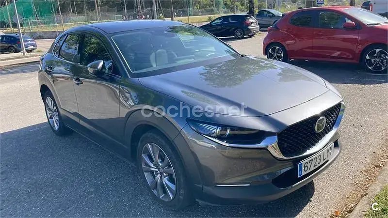 Usado Mazda CX-30 122 CV (89 kW) 2020 Gris / plata SUV