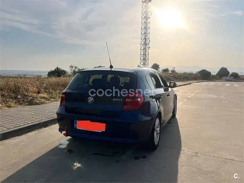 Usado BMW 118 143 CV (105 kW) 2009 Azul Utilitario