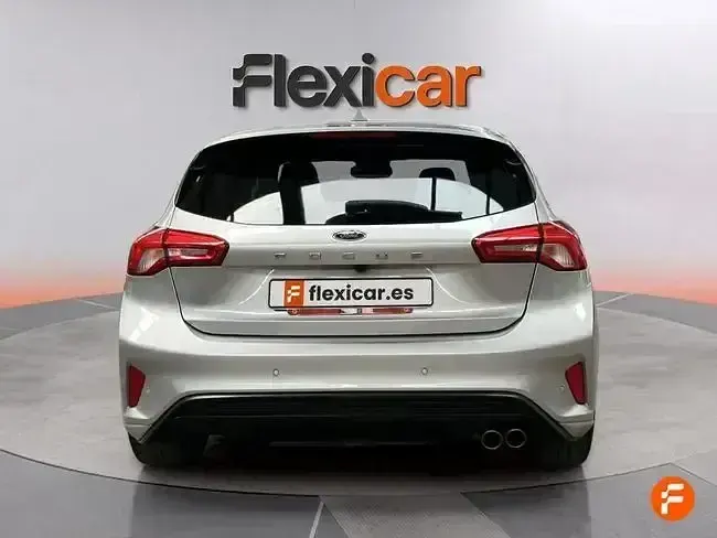 Usado Ford Focus ST-Line 125 CV (91 kW) 2018 Gris