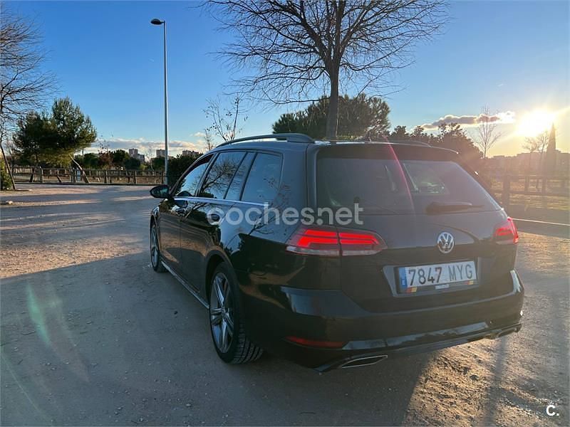Negro Usado 2018 VW Golf VII Sport Familiar | 16.000 € (Precio justo) - Imagen 1/4