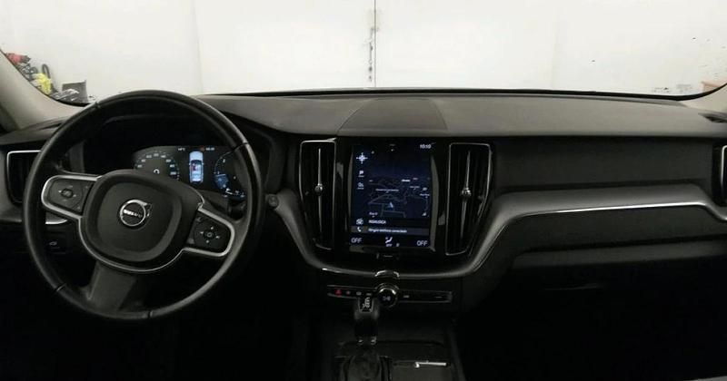 Usado Volvo XC60 Business Edition 190 CV (139 kW) 2020 SUV