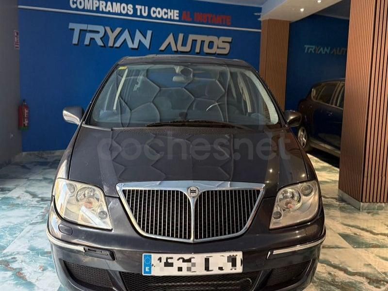 Usado Lancia Phedra 128 CV (94 kW) 2005 Azul Monovolumen