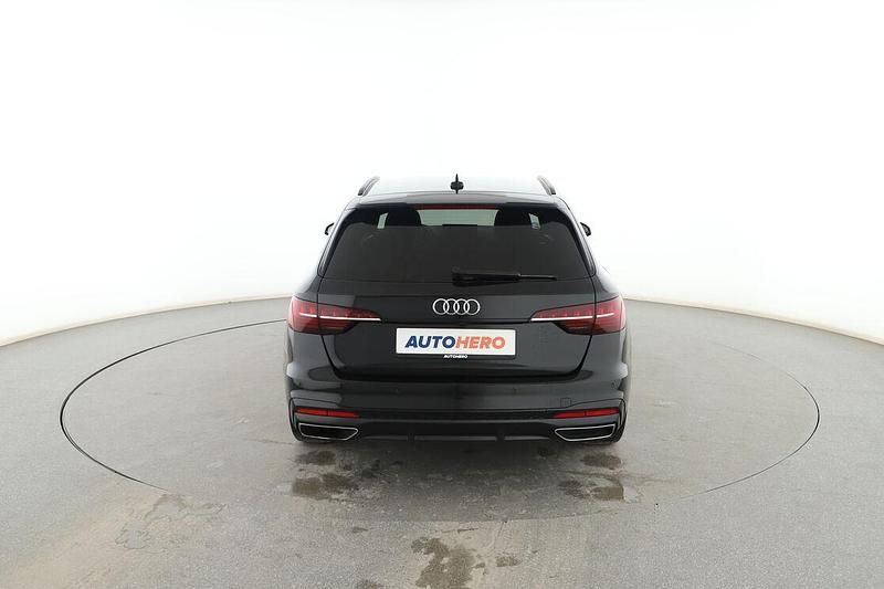 Usado Audi A4 163 CV (119 kW) 2022 Negro Familiar