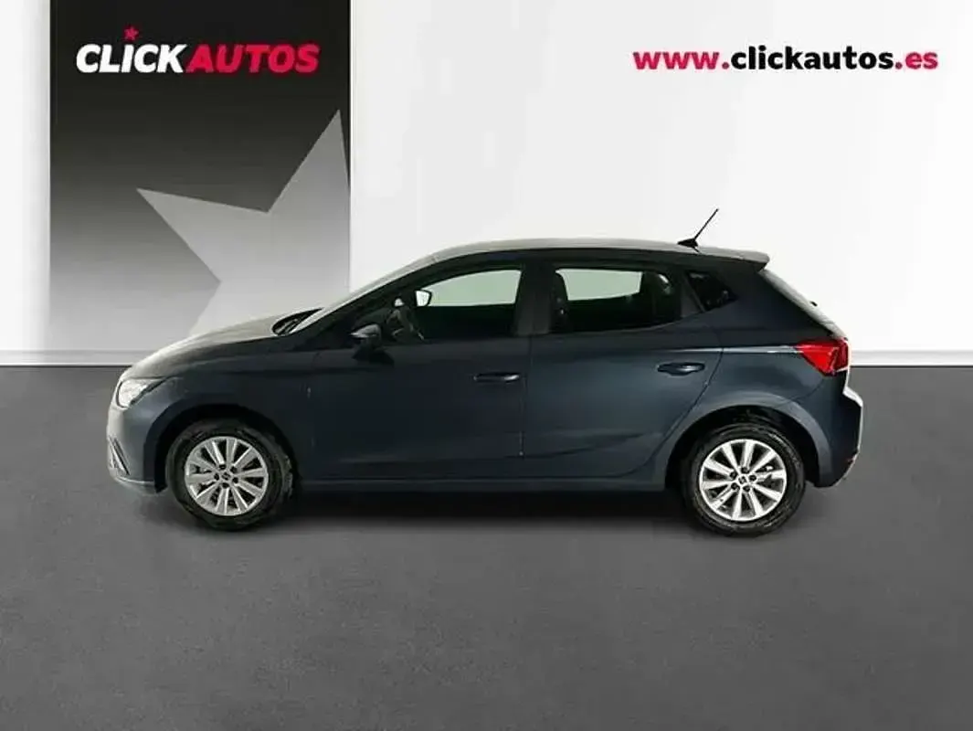Usado Seat Ibiza Reference 90 HP (66 kW) 2025 Cinzento Citadino