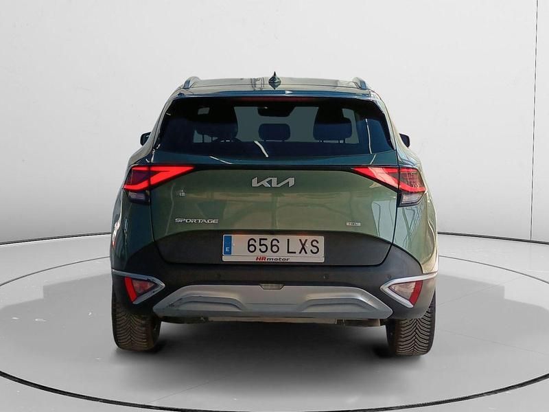 Usado Kia Sportage 230 CV (169 kW) 2022 Verde SUV