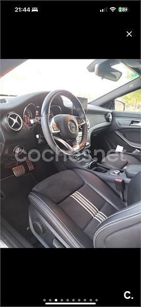 Usado Mercedes CLA200 Shooting Brake 136 CV (100 kW) 2018 Negro Familiar