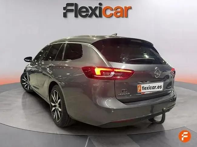 Usado Opel Insignia Excellence 170 HP (125 kW) 2017 Cinzento Carrinha