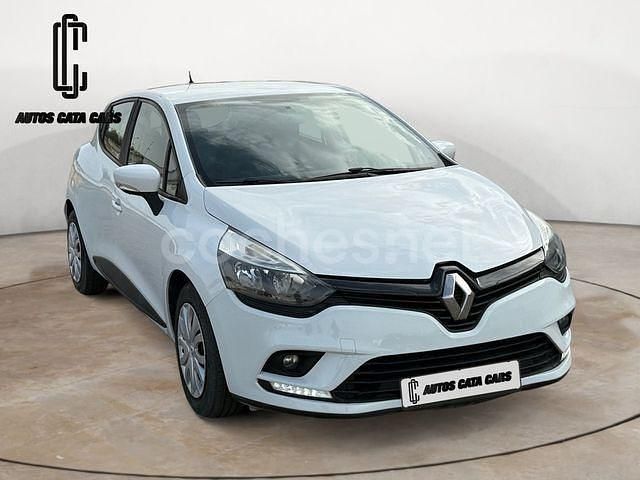 Blanco Usado 2018 Renault Clio IV Business Utilitario | 7990 € (Precio justo) - Imagen 1/4