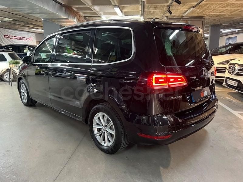 Usado VW Sharan Sportline 150 CV (110 kW) 2016 Negro Monovolumen
