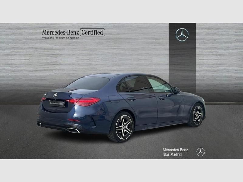 Usado Mercedes C220 AMG line 200 CV (147 kW) 2025 Azul sodalita metalizado Berlina