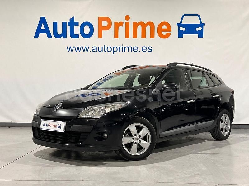 Usado Renault Mégane GrandTour Dynamique 110 CV (80 kW) 2011 Negro Familiar
