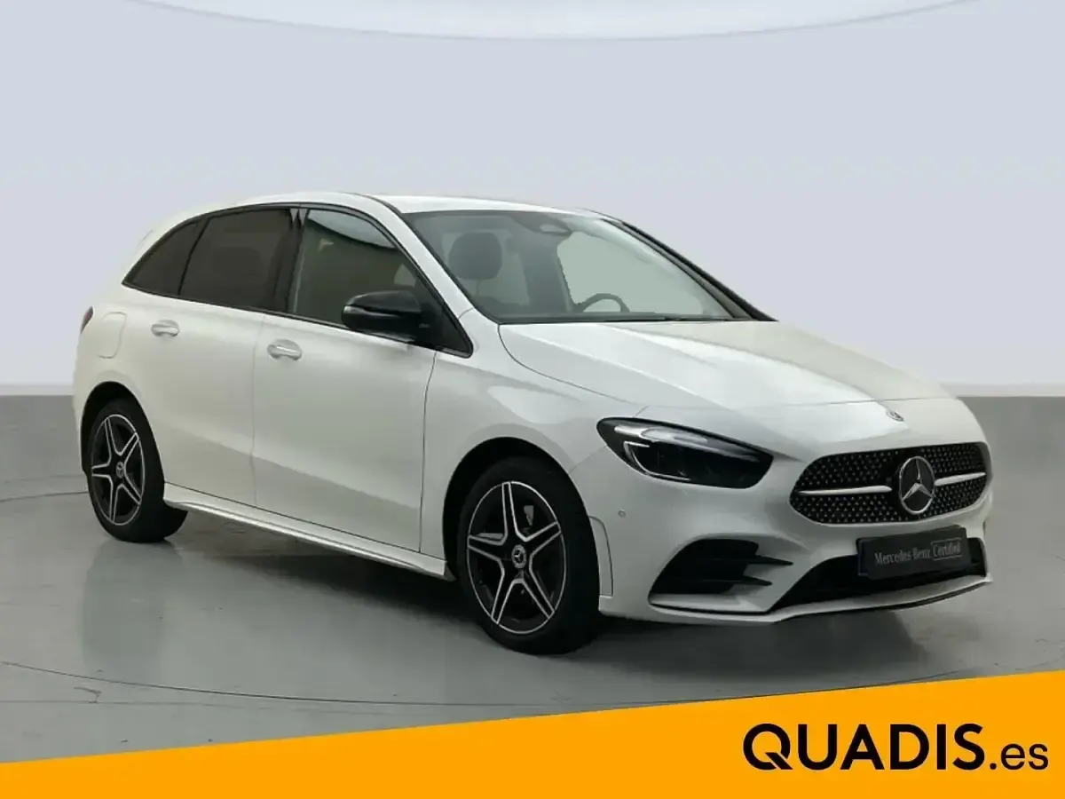 Begagnad Mercedes B250e AMG line 218 HK (160 kW) 2025 Vit Minibuss
