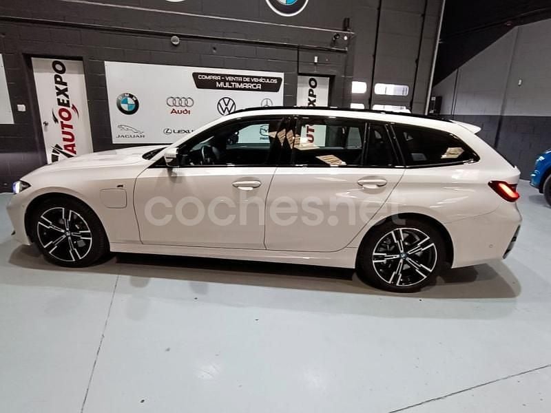 Usado BMW 330e M Sport 292 CV (214 kW) 2023 Blanco Familiar