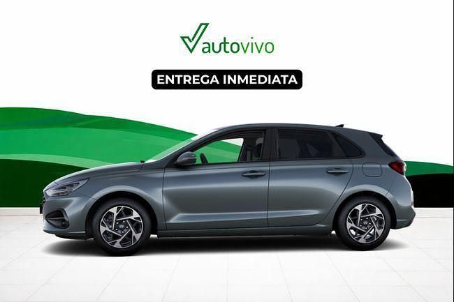 Nuevo Hyundai i30 100 CV (73 kW) 2025 Gris