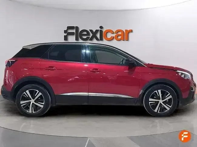 Usado Peugeot 3008 Allure 130 CV (95 kW) 2019 Rojo SUV